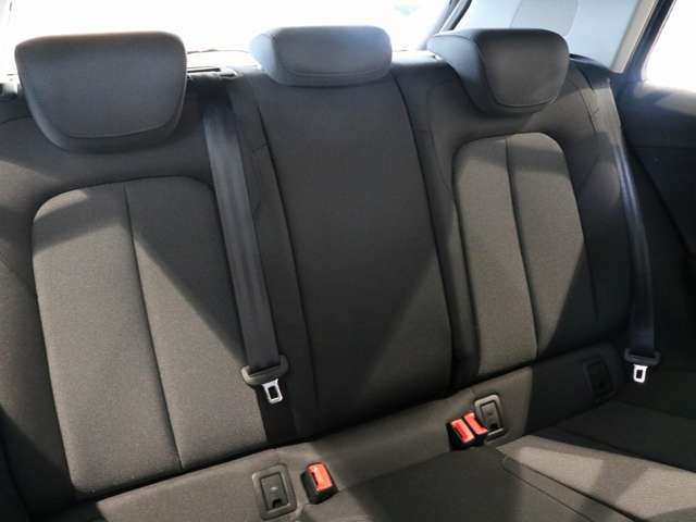 Audi Q2 9