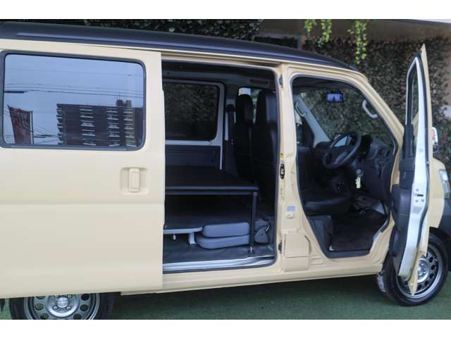 Daihatsu Hijet Cargo 8