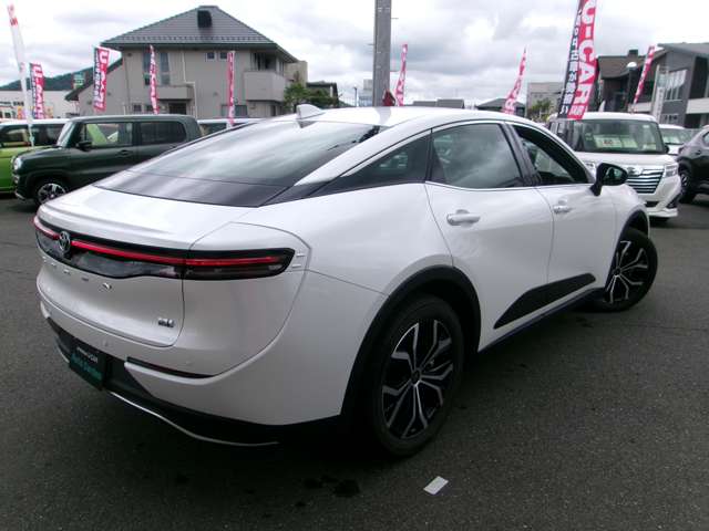 Toyota Crown Crossover 5
