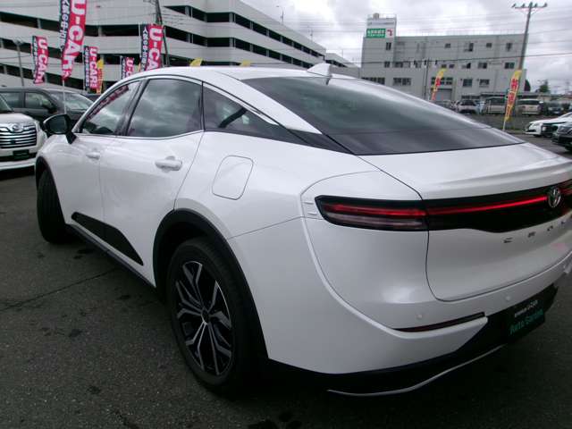 Toyota Crown Crossover 7