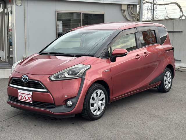 Toyota Sienta 5