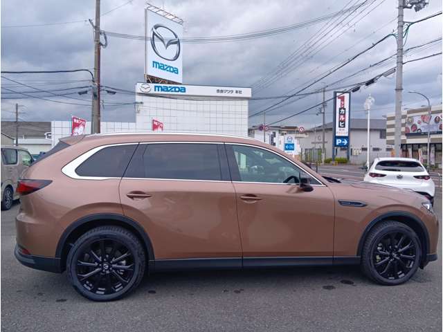 Mazda CX-80 4