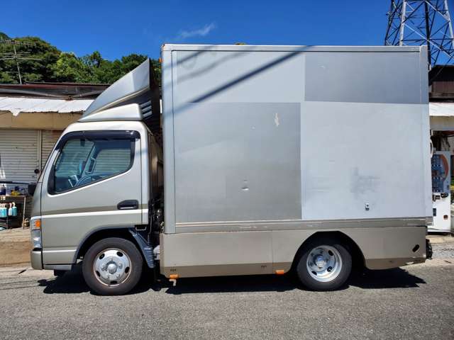Mitsubishi Fuso Canter 4