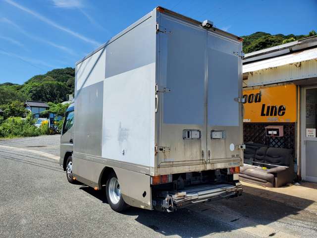 Mitsubishi Fuso Canter 6