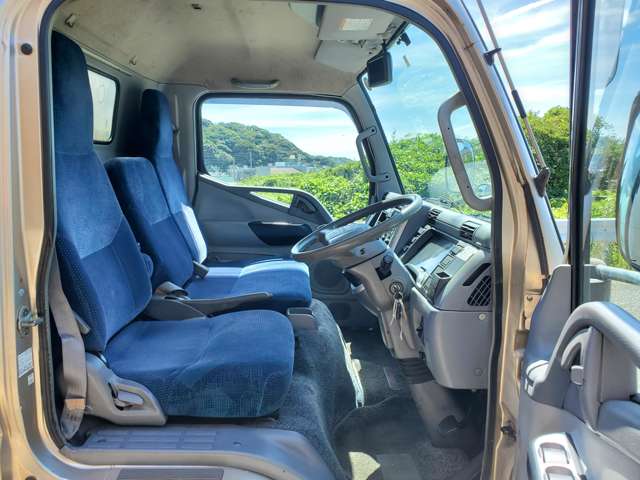Mitsubishi Fuso Canter 10