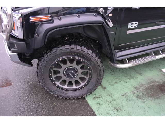 Hummer H2 8