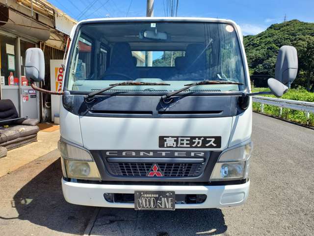 Mitsubishi Fuso Canter 2