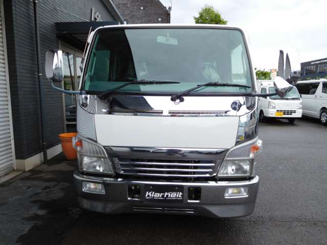Mitsubishi Fuso Canter Guts 2