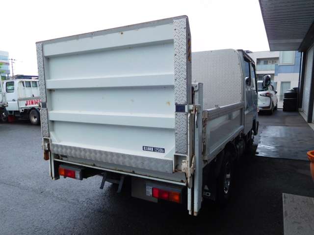 Mitsubishi Fuso Canter Guts 5