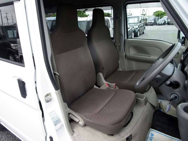 Nissan NV100 Clipper 9