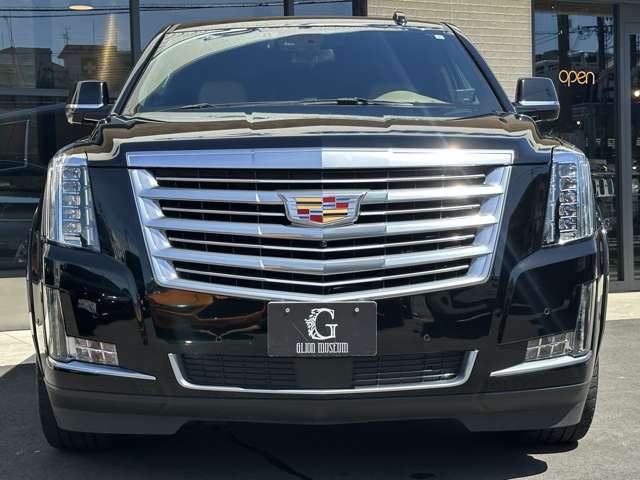 Cadillac エスカレード 3