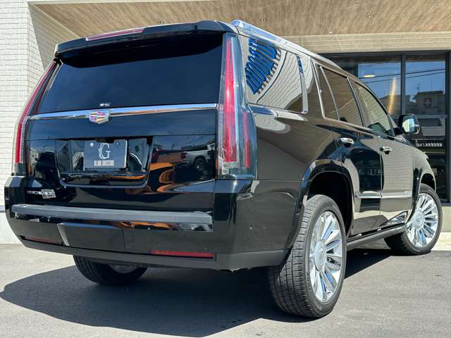 Cadillac エスカレード 7
