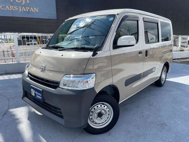 Toyota Town Ace Van 11