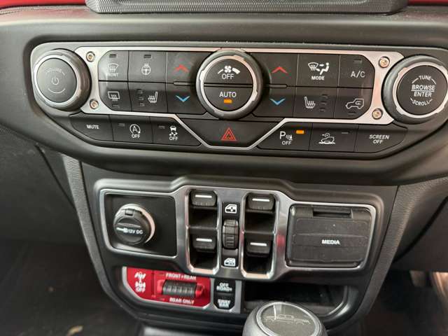 Jeep Gladiator 5
