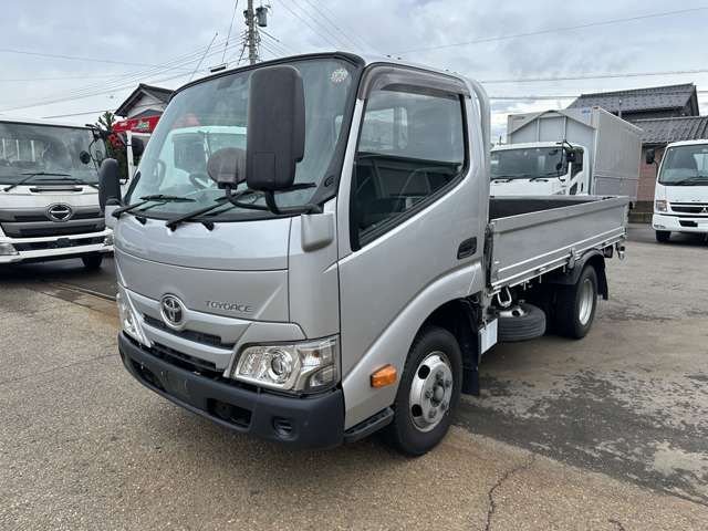Toyota Toyoace 4