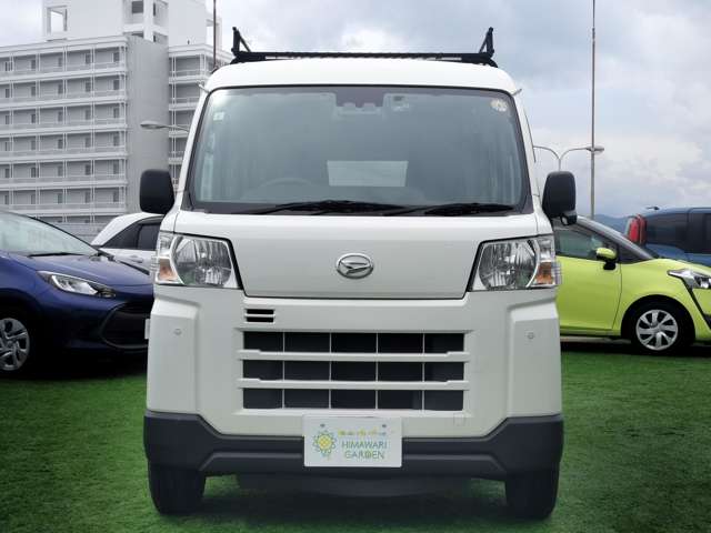 Daihatsu Hijet Cargo 12