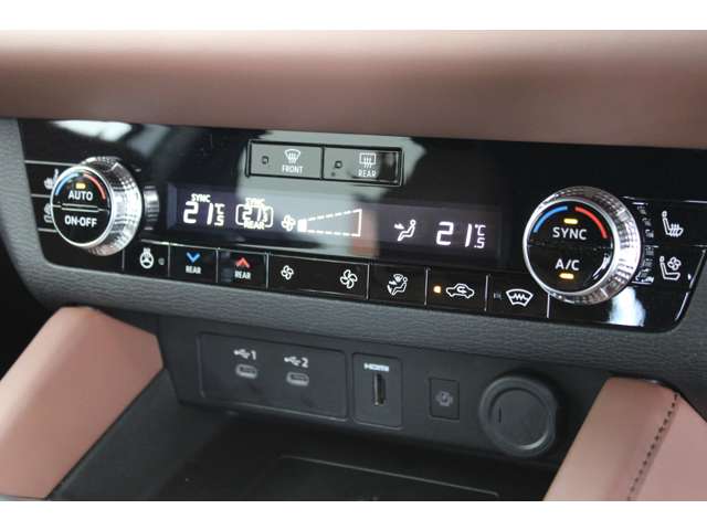 Mitsubishi Outlander 11