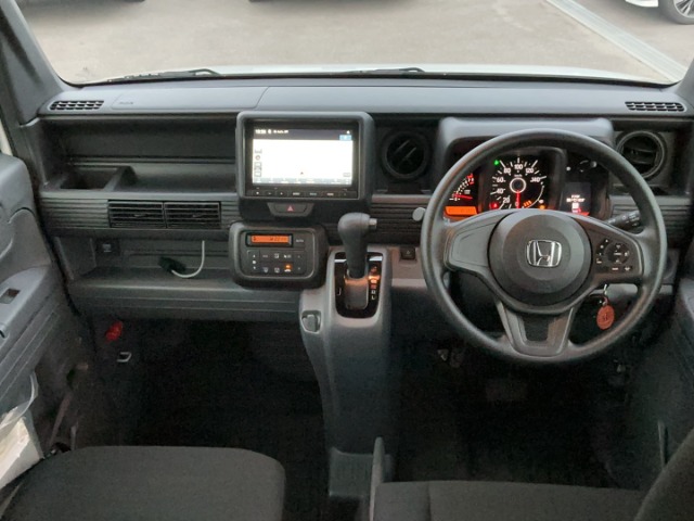 Honda N-VAN 12