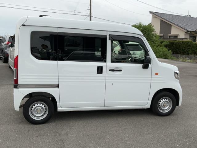 Honda N-VAN 8