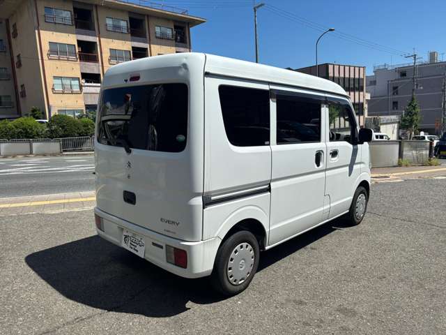 Suzuki Every 11