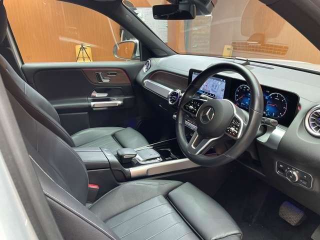 Mercedes-Benz GLB 5