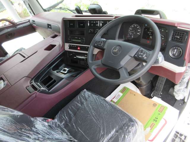 Mitsubishi Fuso Super Great 10