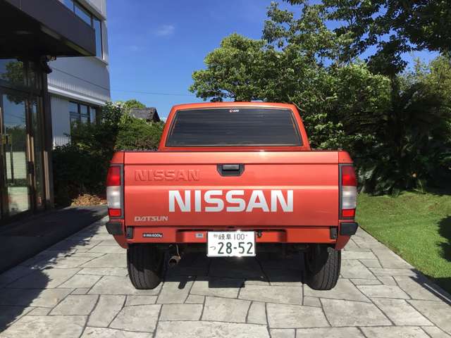 Nissan Datsun 2