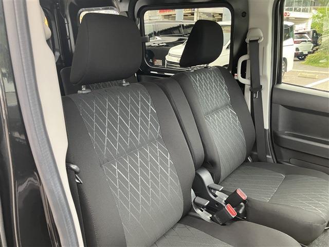 Daihatsu Atrai 12