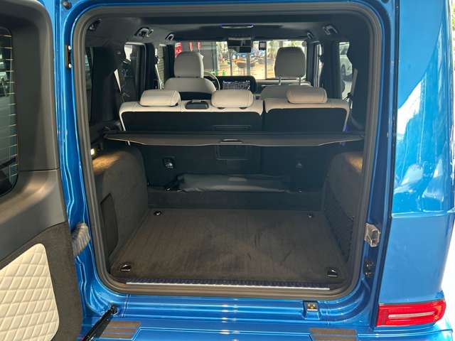 Mercedes-Benz G-Class 9