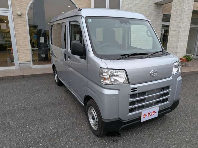 Daihatsu Hijet Cargo 3