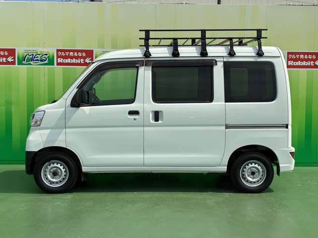 Daihatsu Hijet Cargo 2