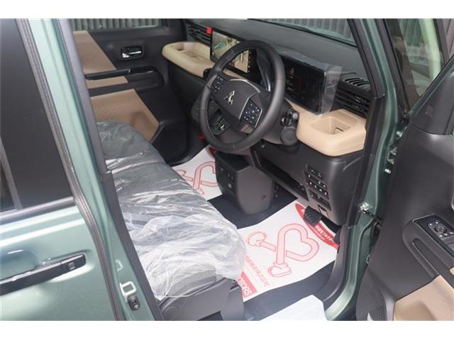 Mitsubishi Delica Mini 10