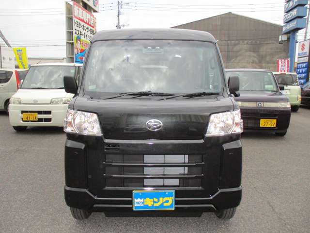 Daihatsu Hijet Cargo 3