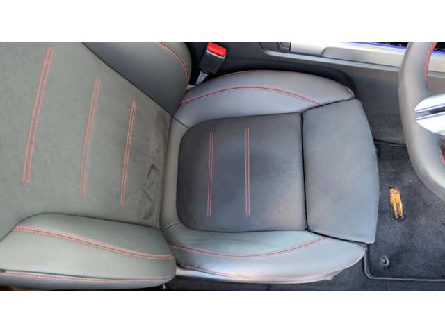 Mercedes-Benz EQB 11