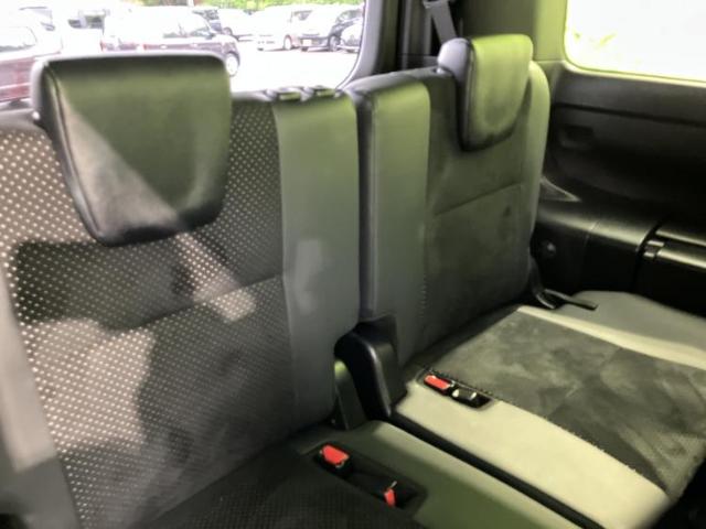 Toyota Voxy 10