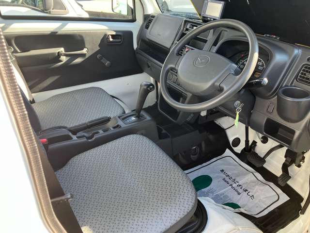 Mazda Scrum Truck 8