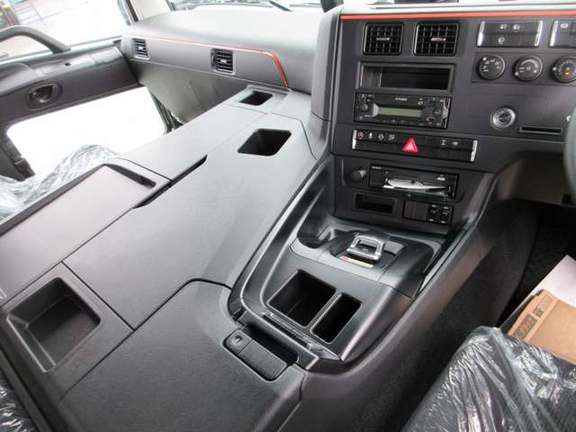 Mitsubishi Fuso Super Great 12