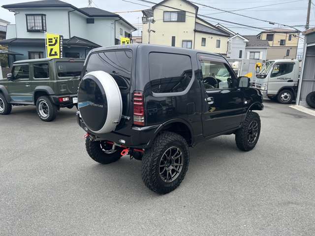 Suzuki Jimny 6