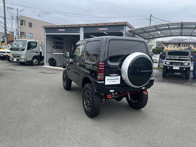 Suzuki Jimny 8