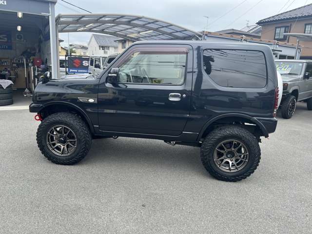 Suzuki Jimny 9