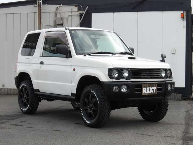 Mitsubishi Pajero Mini 6