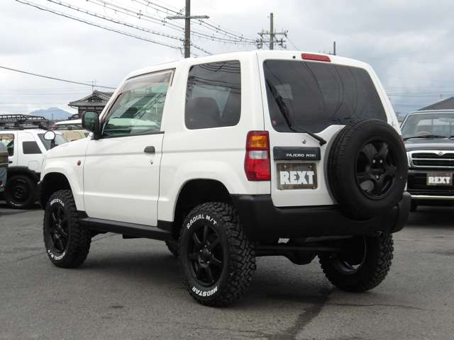Mitsubishi Pajero Mini 9