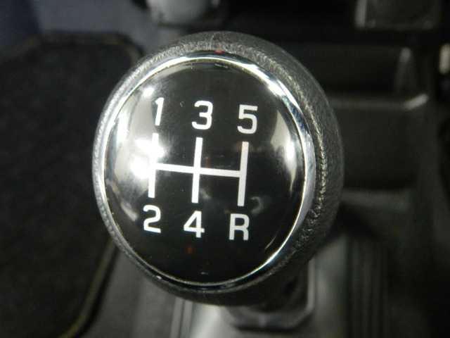 Suzuki Jimny Sierra 4
