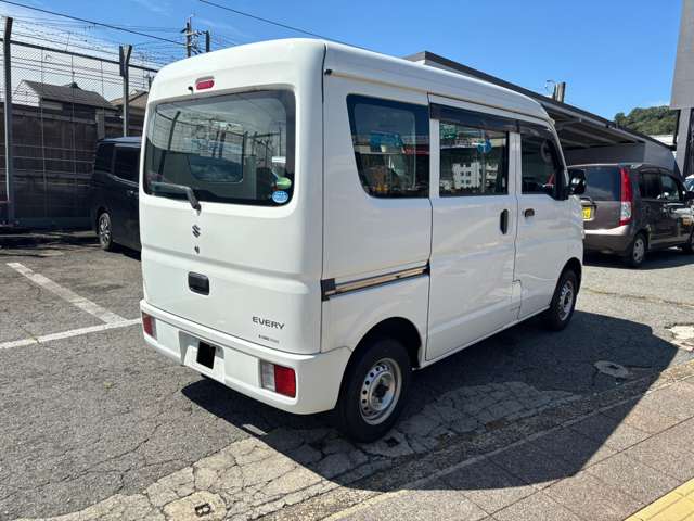 Suzuki Every 11