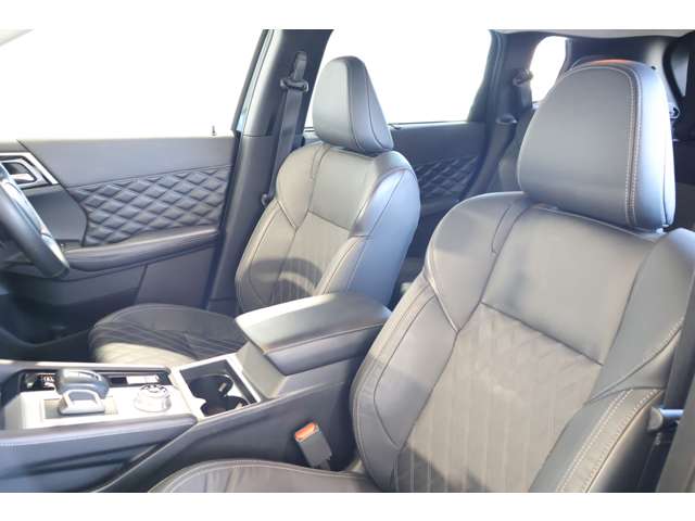 Mitsubishi Outlander 6