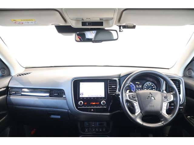 Mitsubishi Outlander PHEV 5