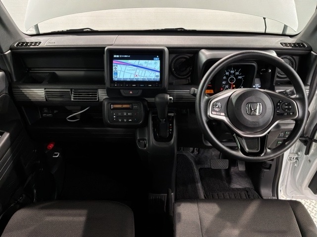 Honda N-VAN 9