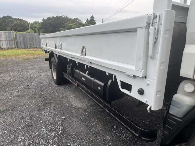 Mitsubishi Fuso Canter 11