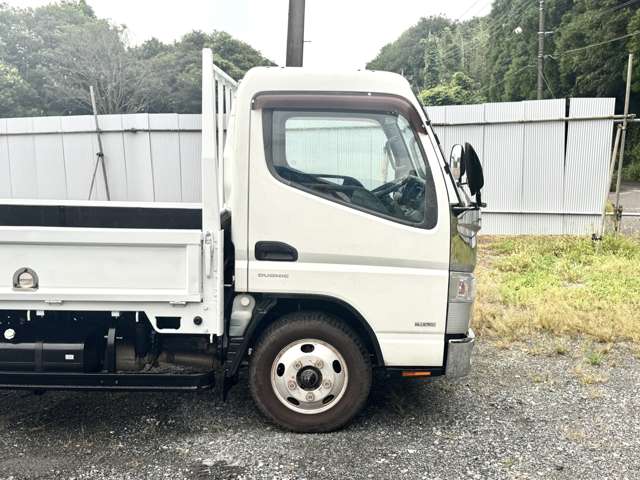 Mitsubishi Fuso Canter 8