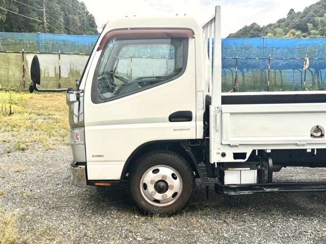 Mitsubishi Fuso Canter 9